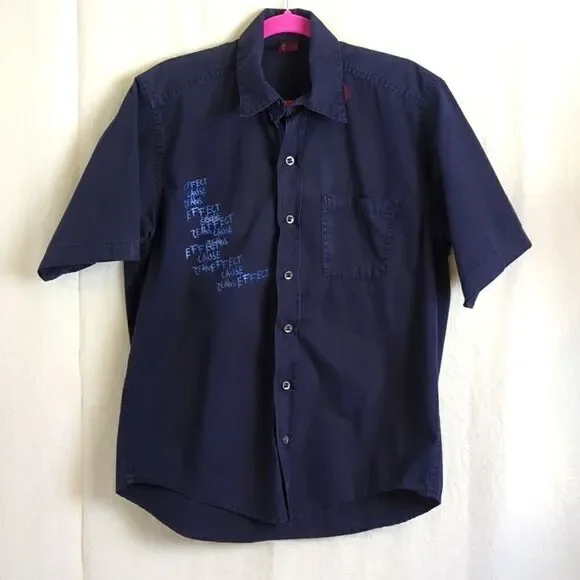 Shirt Short Sleeves Medium Navy Button Down with Graphics Size Medium - Picture 2 of 9